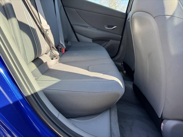 used 2023 Hyundai Elantra car