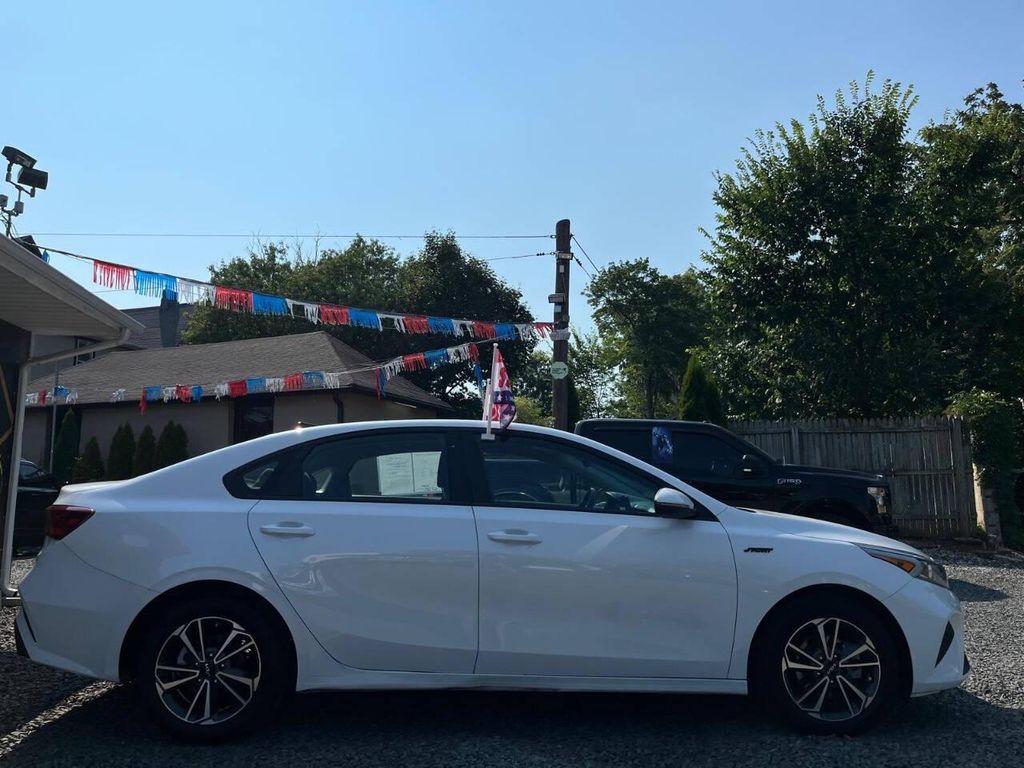 used 2022 Kia Forte car