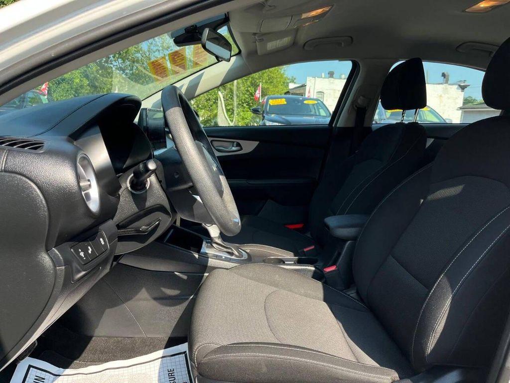used 2022 Kia Forte car
