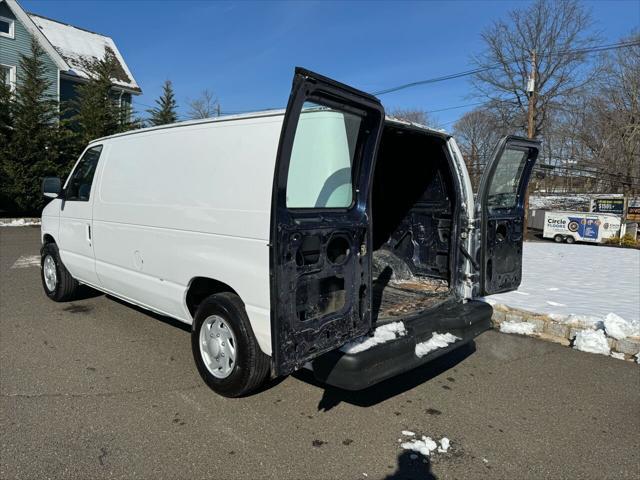 used 2006 Ford E150 car