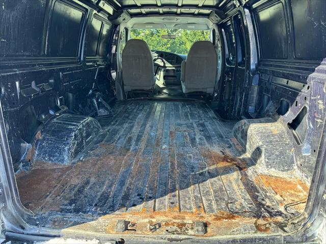 used 2006 Ford E150 car
