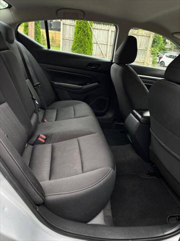 used 2023 Nissan Altima car