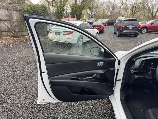 used 2021 Hyundai Elantra car