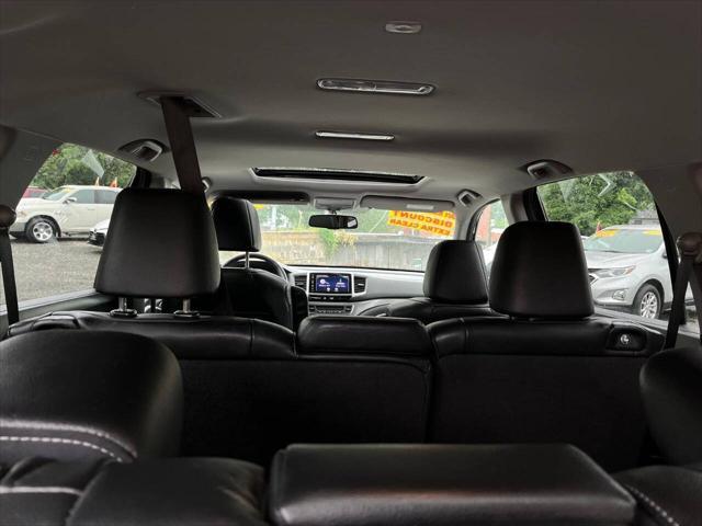 used 2017 Honda Pilot car