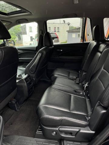 used 2017 Honda Pilot car