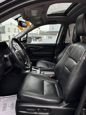 used 2017 Honda Pilot car