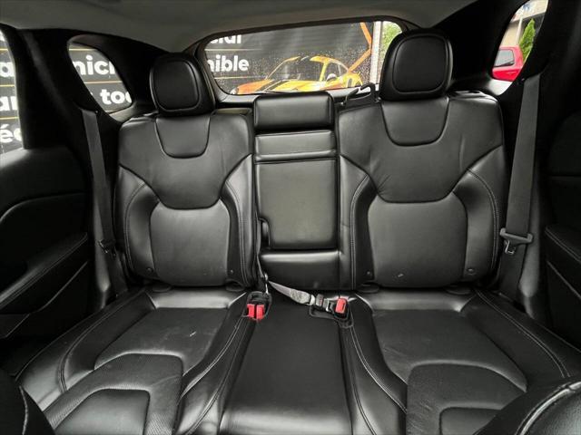 used 2019 Jeep Cherokee car