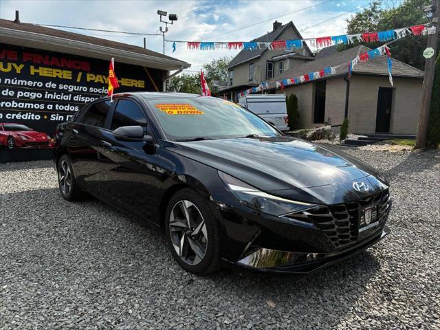 used 2022 Hyundai Elantra car, priced at $18,055