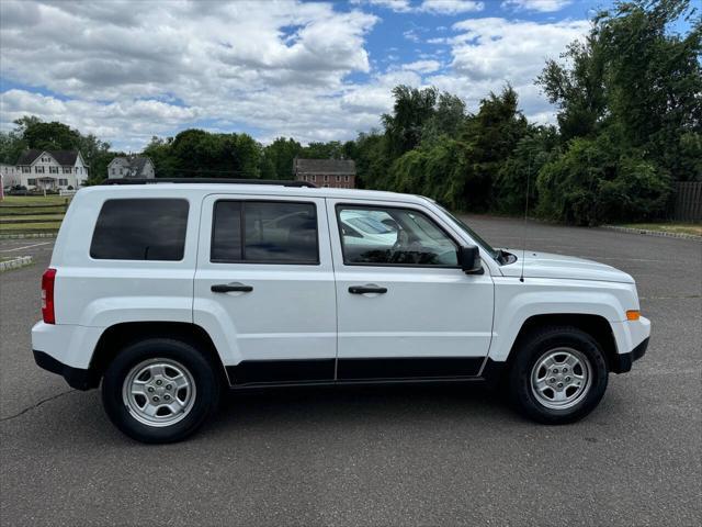 used 2015 Jeep Patriot car, priced at $6,495