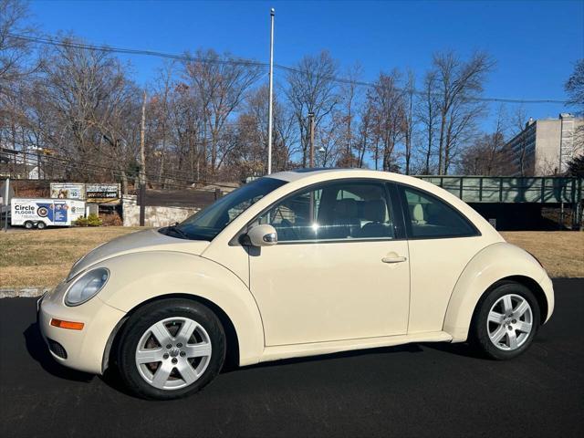 used 2007 Volkswagen New Beetle car, priced at $6,995