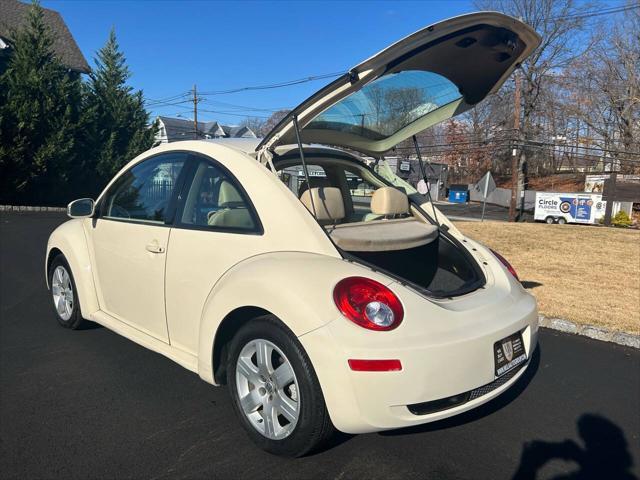 used 2007 Volkswagen New Beetle car, priced at $6,995