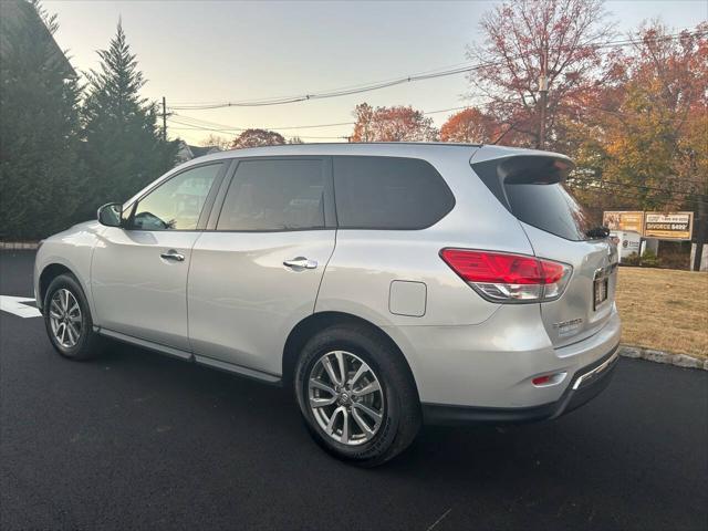 used 2013 Nissan Pathfinder car, priced at $6,995