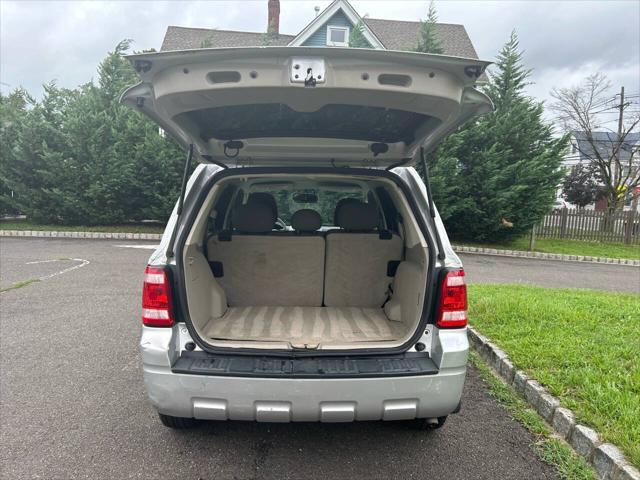 used 2009 Ford Escape Hybrid car, priced at $4,995