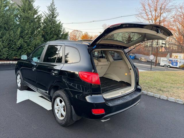 used 2007 Hyundai Santa Fe car, priced at $7,495