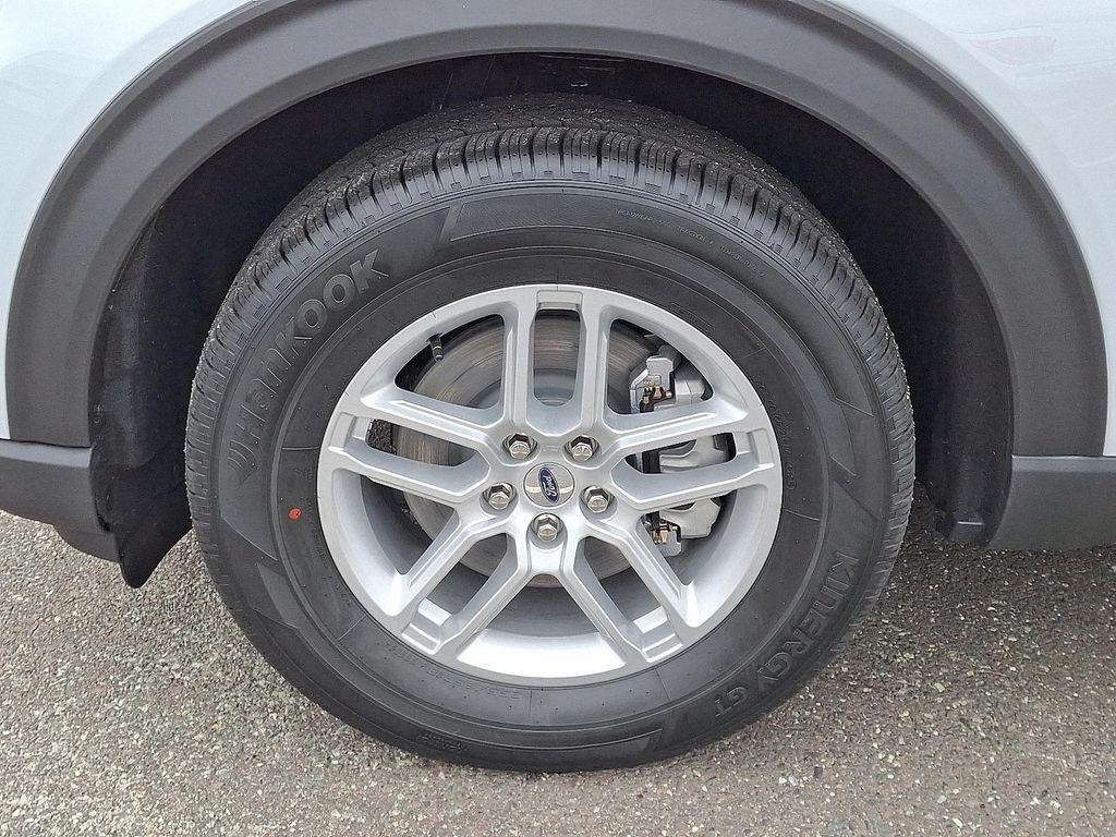 new 2026 Ford Explorer car, priced at $44,119