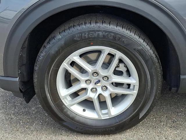 new 2025 Ford Explorer car, priced at $43,611