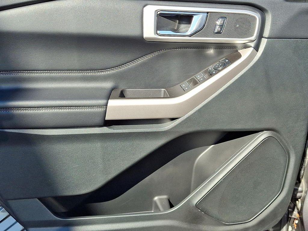 used 2024 Ford Explorer car, priced at $35,797