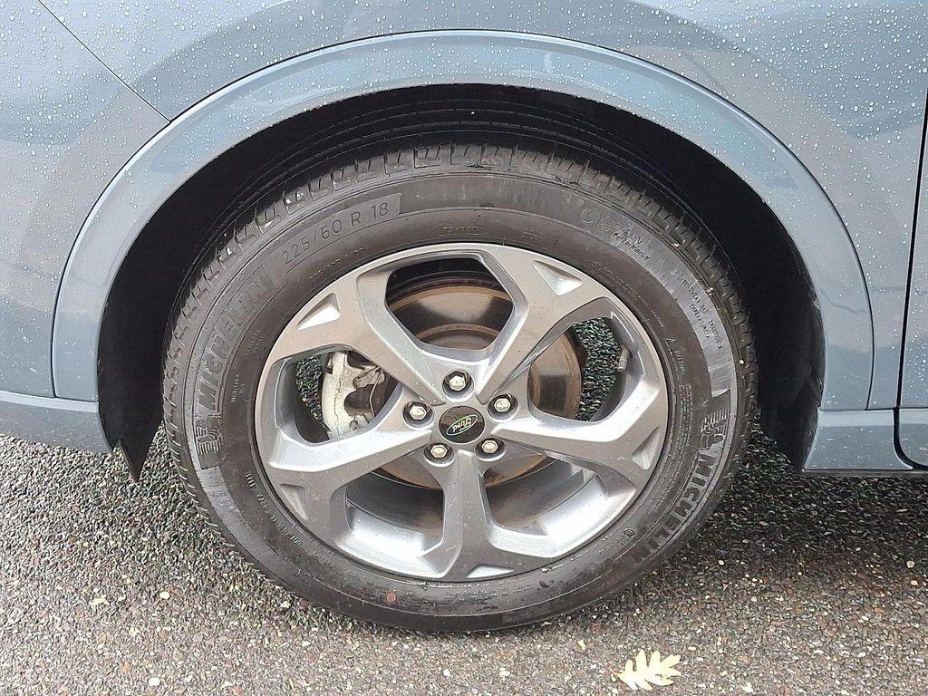 used 2023 Ford Escape car, priced at $24,997