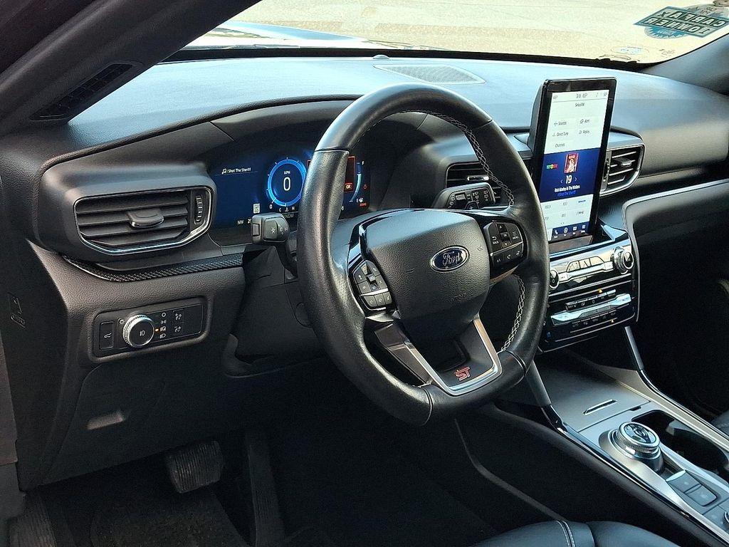 used 2022 Ford Explorer car, priced at $39,997