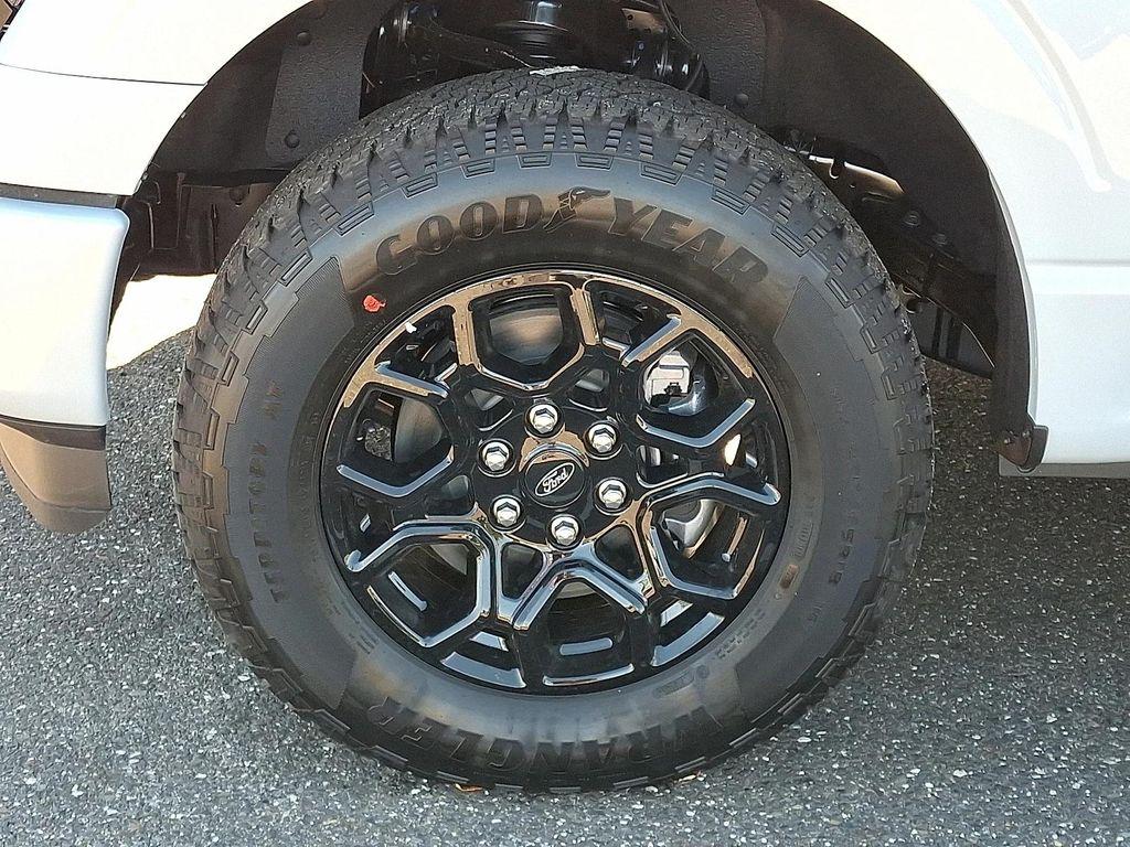 new 2025 Ford F-150 car, priced at $61,882