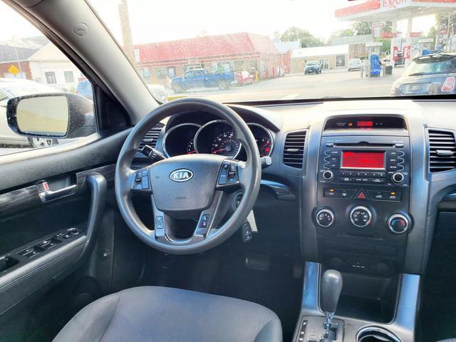 used 2013 Kia Sorento car, priced at $9,450