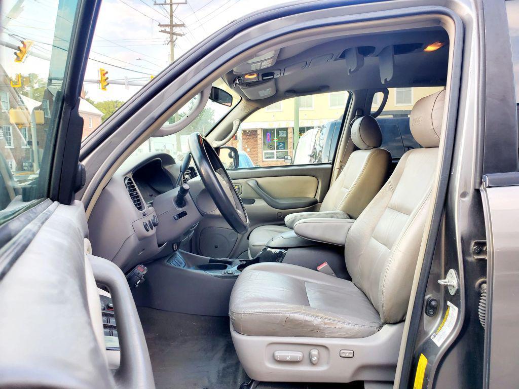 used 2007 Toyota Sequoia car, priced at $7,990