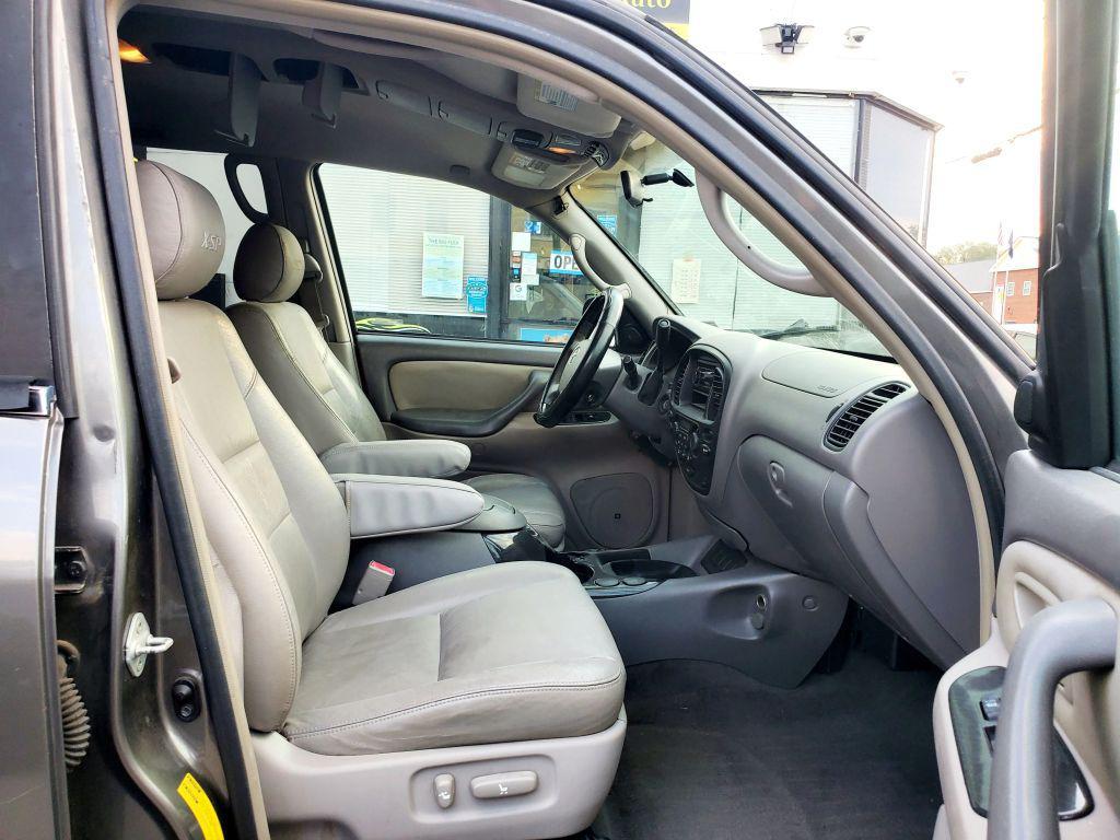 used 2007 Toyota Sequoia car, priced at $7,990