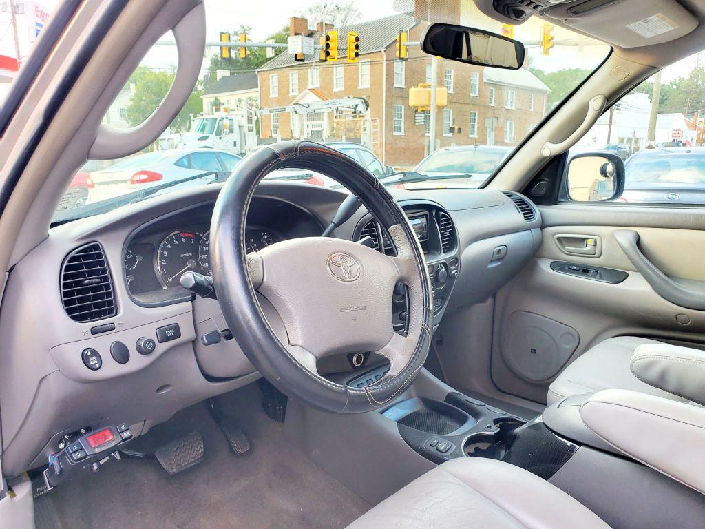used 2007 Toyota Sequoia car, priced at $7,990