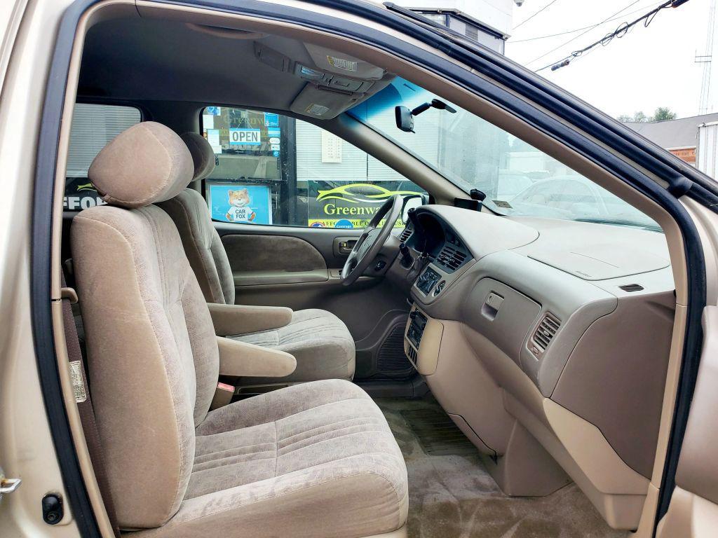 used 2001 Toyota Sienna car, priced at $3,990
