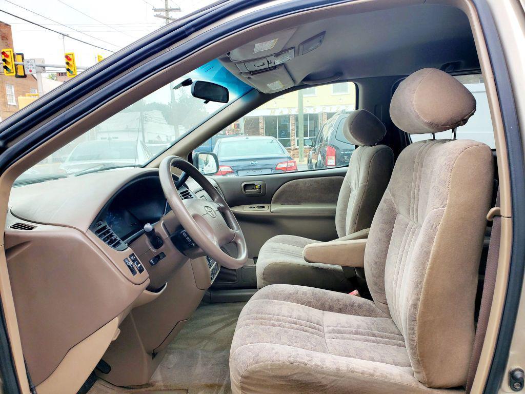 used 2001 Toyota Sienna car, priced at $3,990