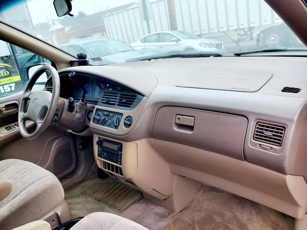 used 2001 Toyota Sienna car, priced at $3,990