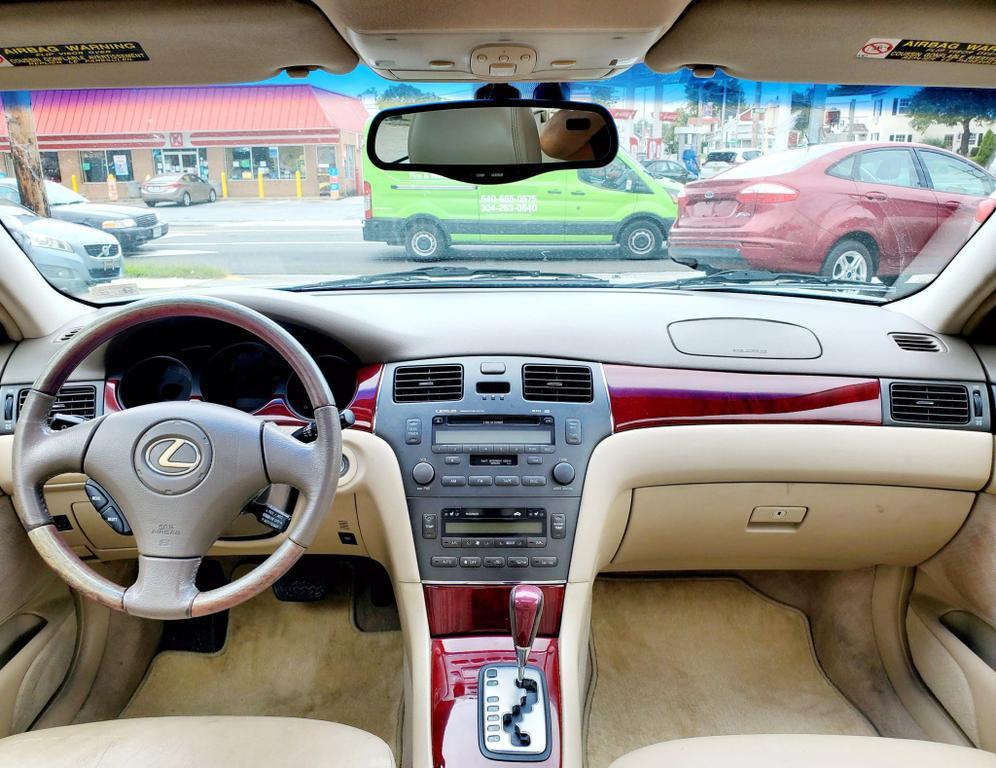 used 2002 Lexus ES 300 car, priced at $5,750