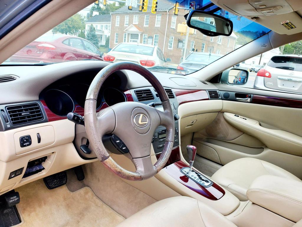 used 2002 Lexus ES 300 car, priced at $5,750