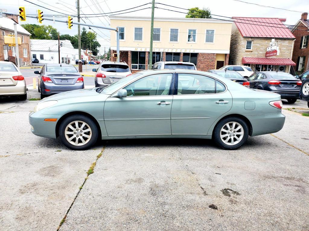used 2002 Lexus ES 300 car, priced at $5,750