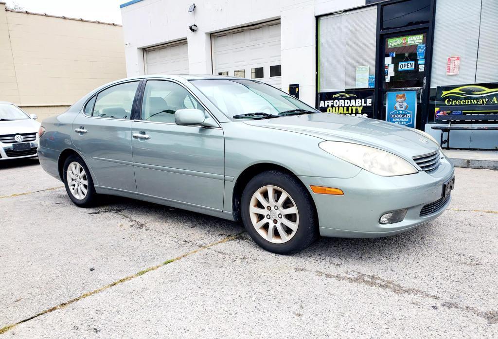 used 2002 Lexus ES 300 car, priced at $5,750