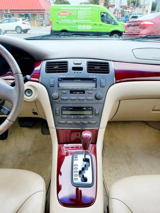 used 2002 Lexus ES 300 car