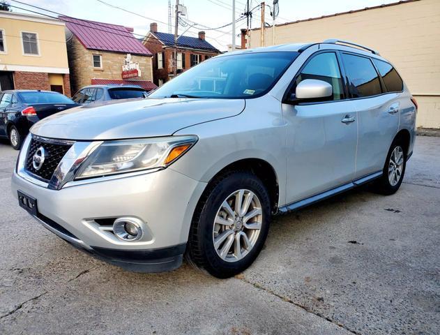 used 2015 Nissan Pathfinder car, priced at $8,990