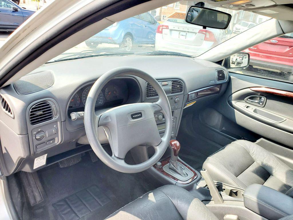 used 2002 Volvo V40 car, priced at $4,990