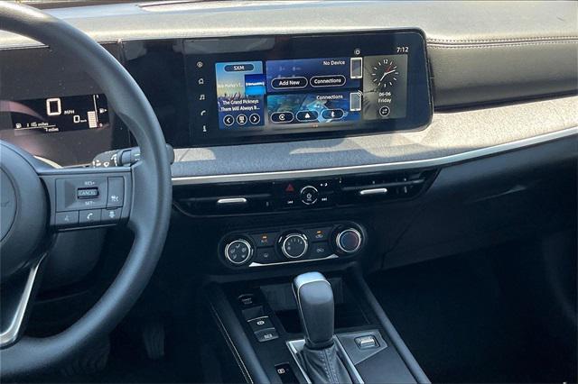 new 2025 Nissan Kicks car, priced at $26,160