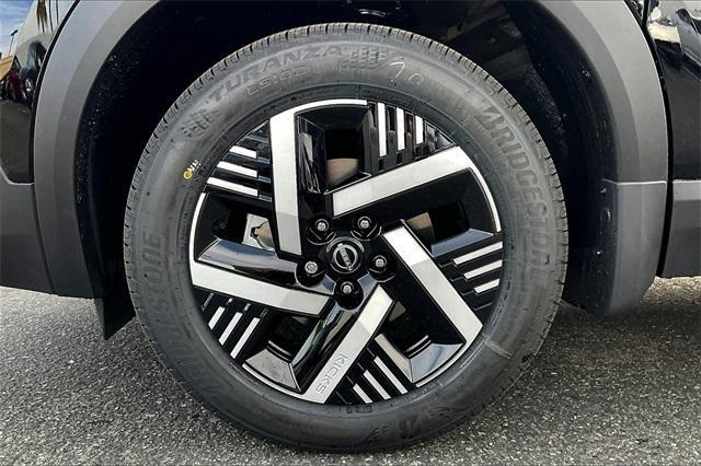 new 2025 Nissan Kicks car, priced at $25,595