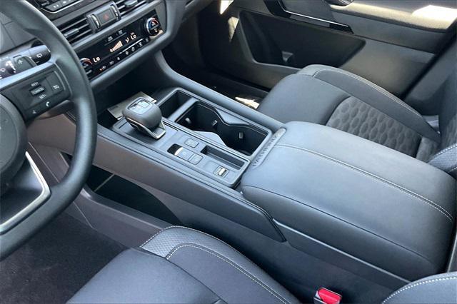 new 2025 Nissan Pathfinder car, priced at $38,450