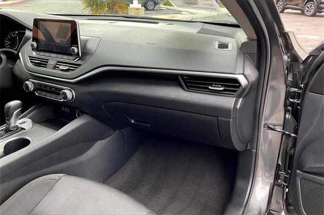 used 2022 Nissan Altima car