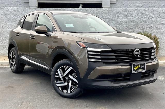 new 2025 Nissan Kicks car, priced at $25,070