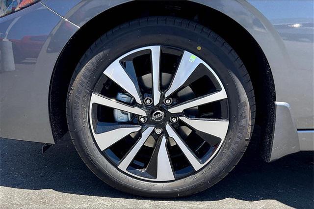 new 2025 Nissan Sentra car, priced at $28,240