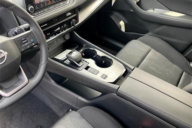 new 2025 Nissan Rogue car, priced at $33,275