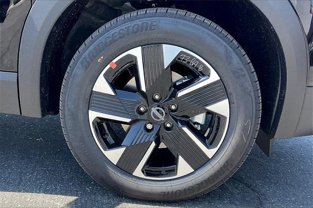new 2025 Nissan Kicks car, priced at $27,280