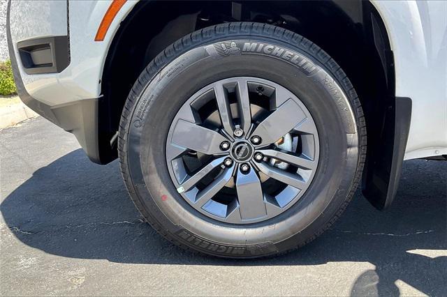 new 2025 Nissan Frontier car, priced at $37,780