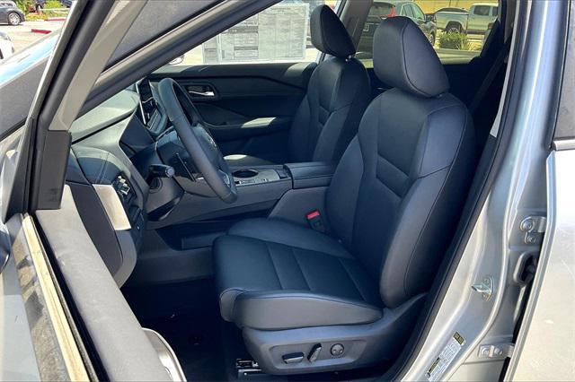 new 2025 Nissan Rogue car, priced at $35,275