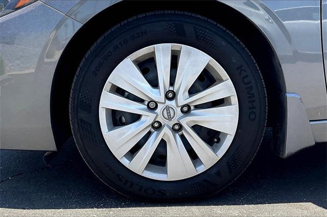 used 2024 Nissan Sentra car, priced at $17,989