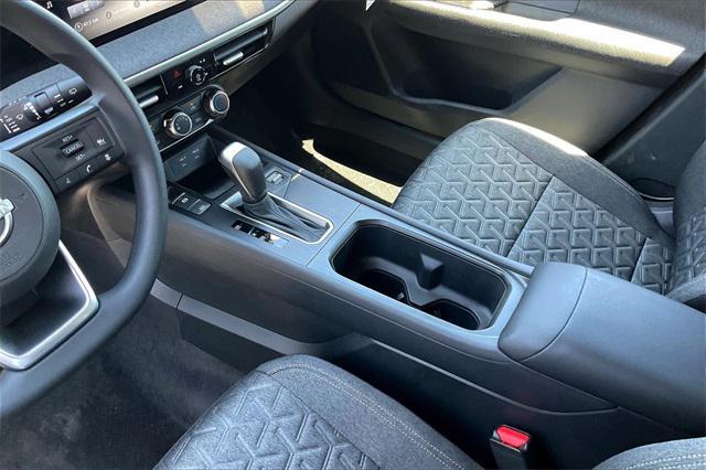 new 2025 Nissan Kicks car, priced at $25,335